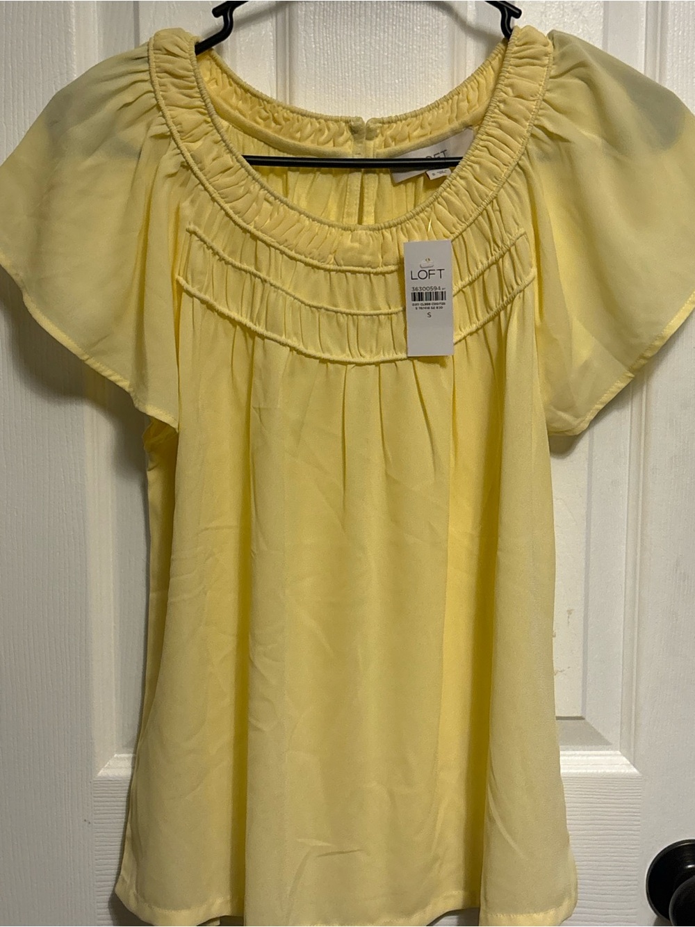 NWT women’s LOFT yellow shirt